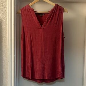 Adrianna Papell Textured Sleeveless Top